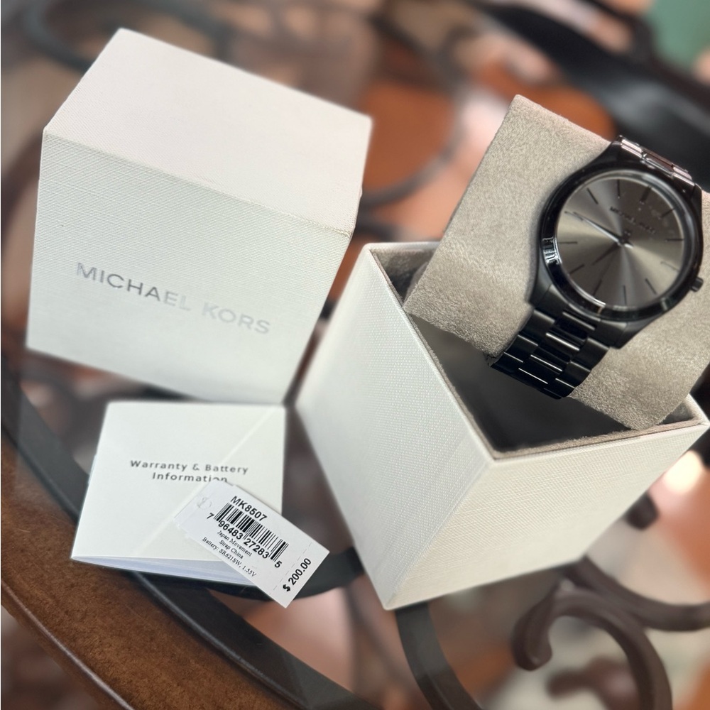 Michael Kors Black and Silver Watch - Picture 5 of 10